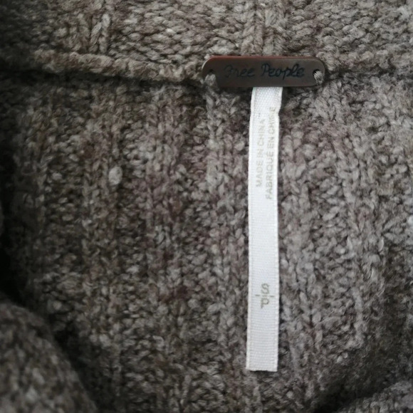 Free People Chenille Knit Double Breasted Cardigan Cuddle Bear Admiral Tan Small - Picture 12 of 16